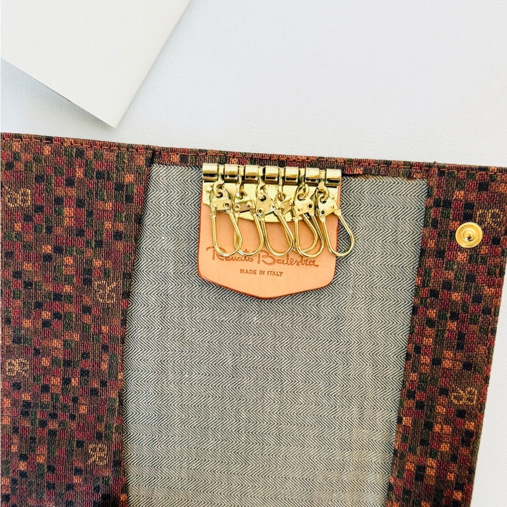 Vintage Renato Balestra Italy Key Wallet – Tapestry Logo Canvas – 6 Hook Holder - Picture 7 of 8